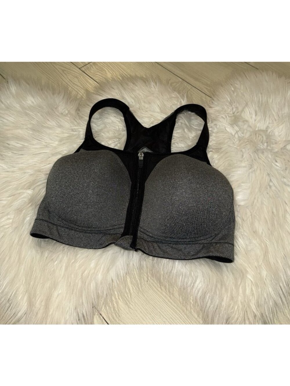 CALIA Carrie Underwood Go All Out Front Zip Front Sports Bra WF Womens 34DD Gray
